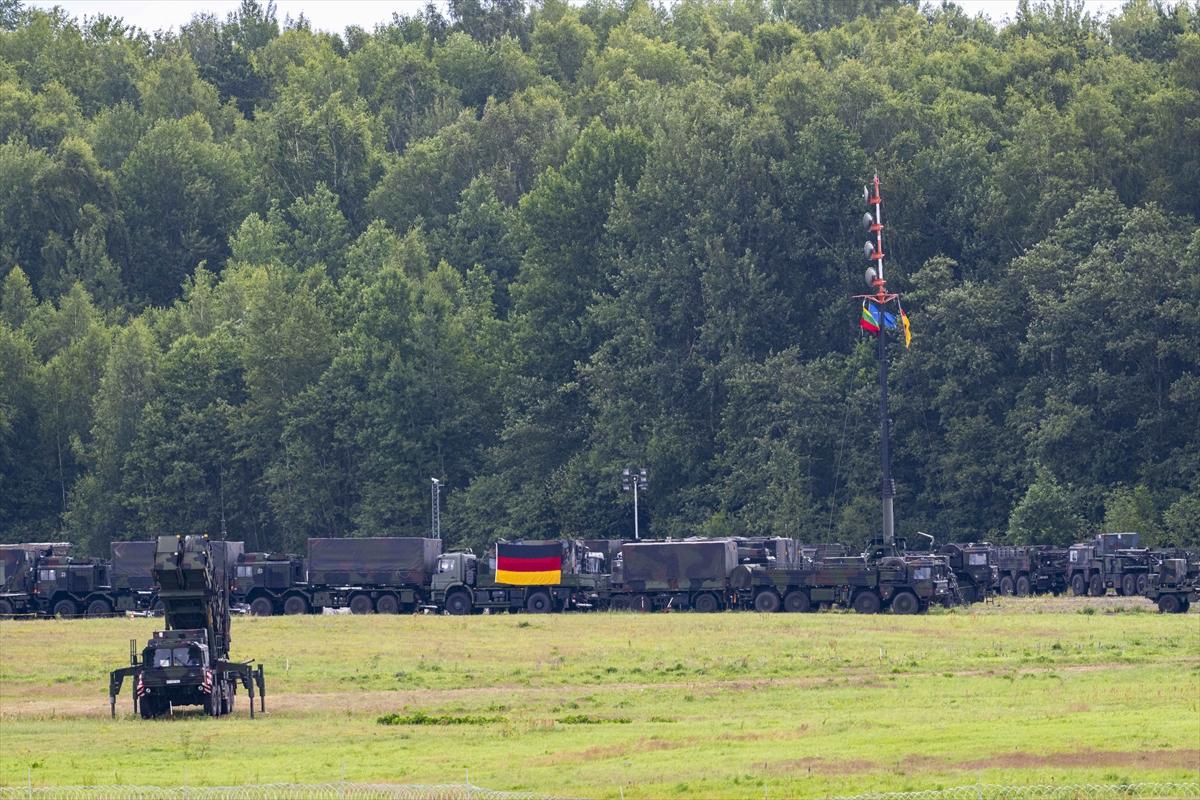 Vilnius'ta NATO hareketliliği: Patriotlar konuşlandırıldı