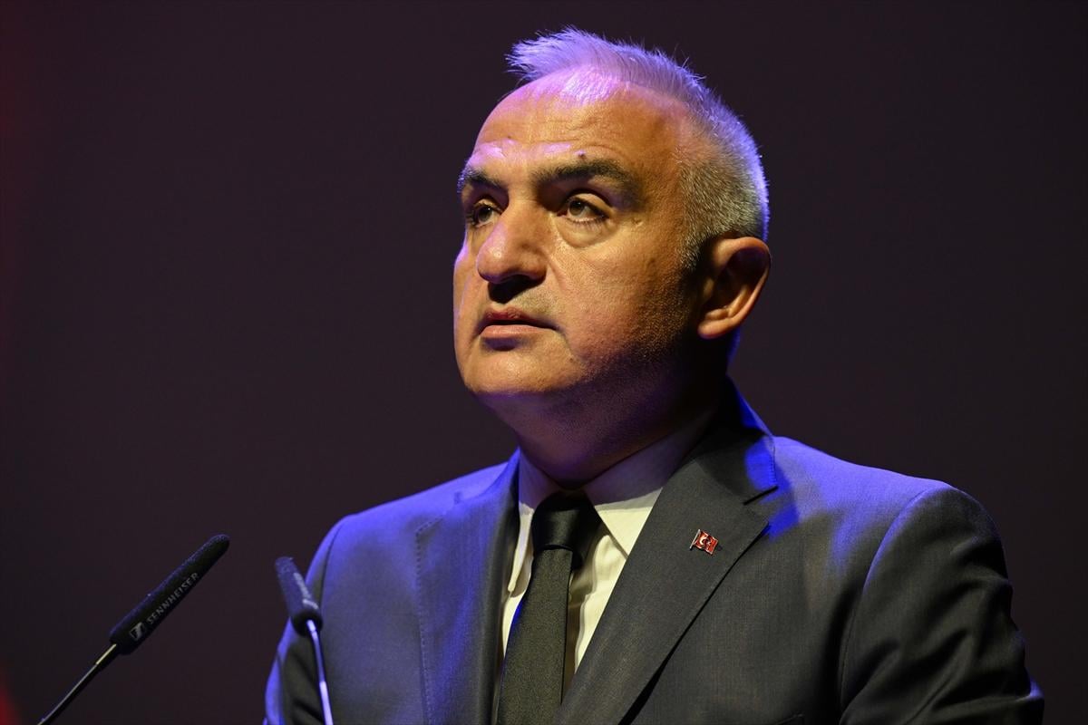 Özkan Uğur'a veda...