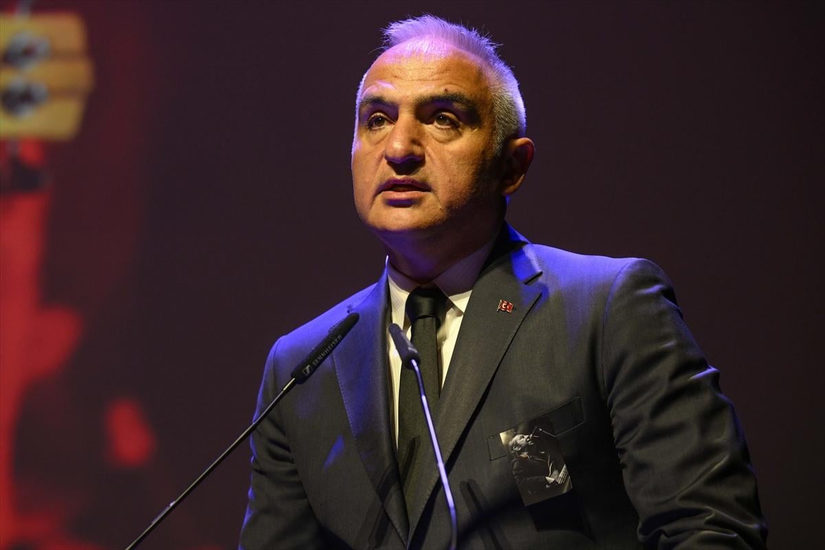 Özkan Uğur'a veda...