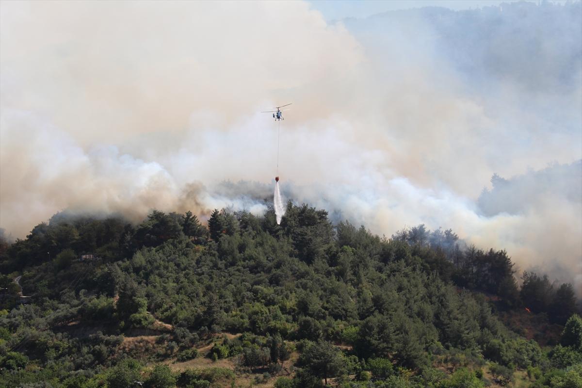 Deprem bölgesi Hatay'da bu kez de yangın paniği