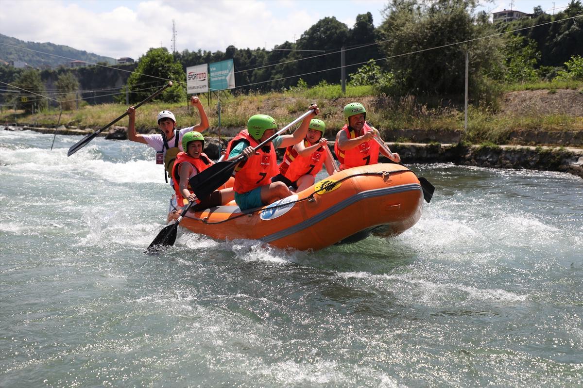 Rize'de 12. Tulum ve Kemençe Festivali
