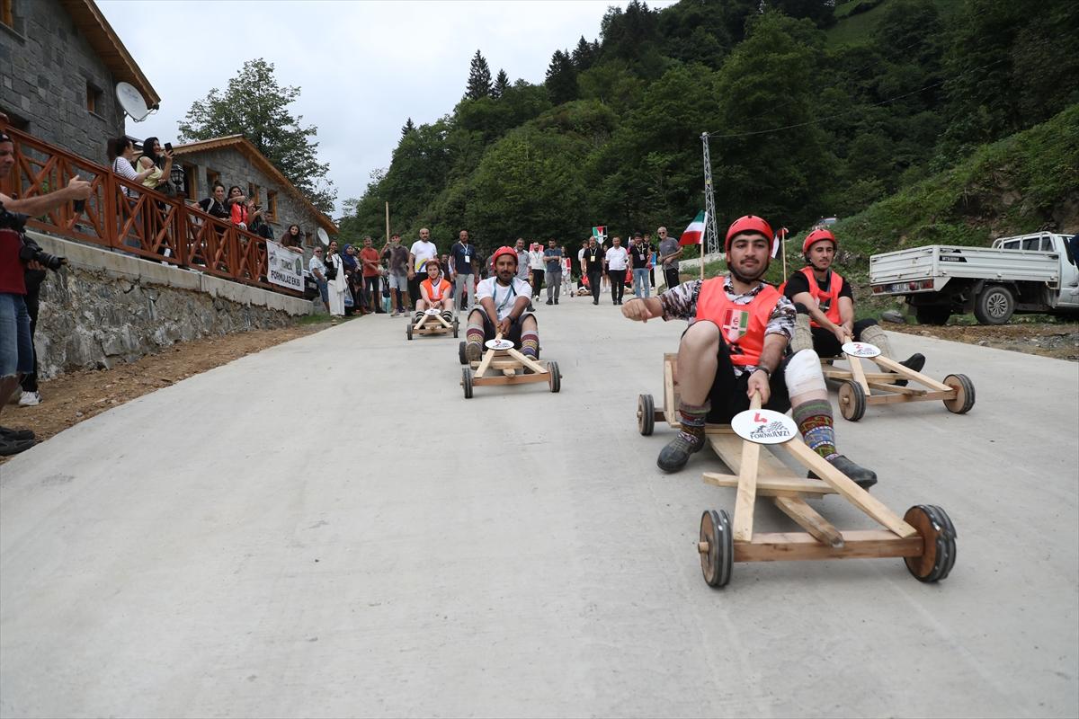 Rize'de 12. Tulum ve Kemençe Festivali