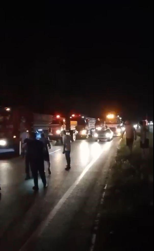 Kemer'deki orman yangınına havadan müdahale