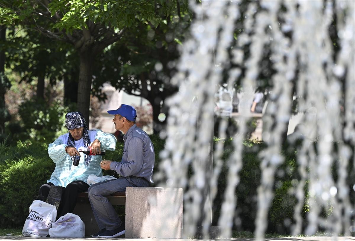 Türkiye son yılların en sıcak gününü yaşıyor