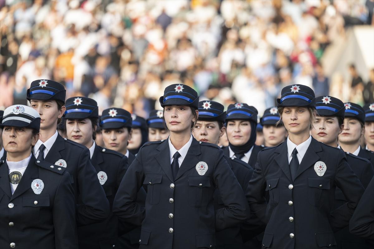 Polis Meslek Yüksekokulları Mezuniyet Töreni'nden kareler