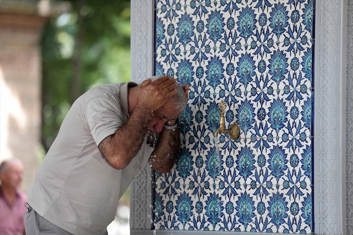 Türkiye son yılların en sıcak gününü yaşıyor