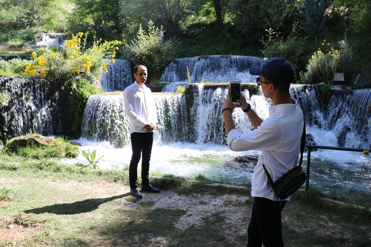 Erzincan'da kavurucu sıcaklardan bunalanların sığınağı: Soğuk Sular