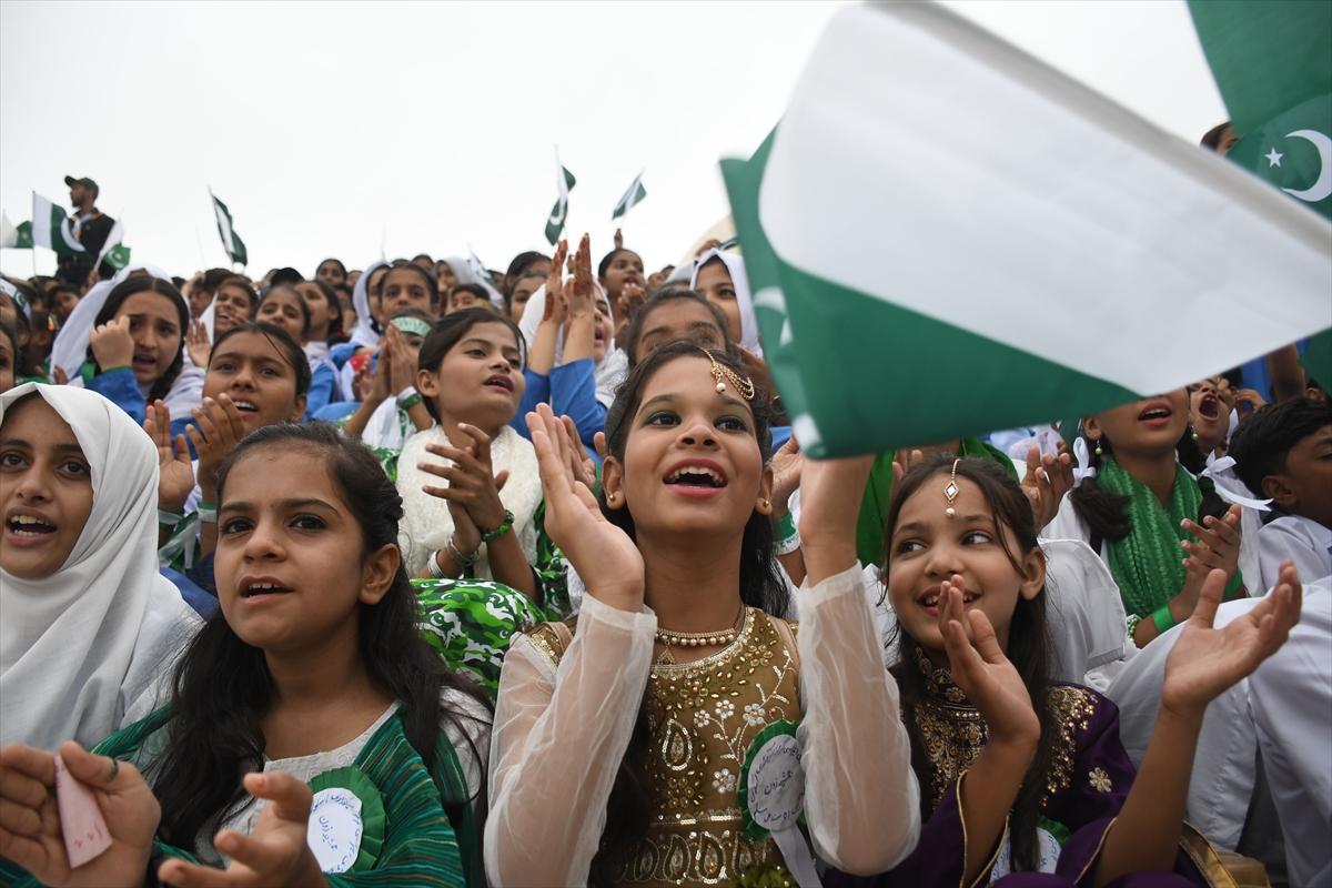 Pakistan'da bağımsızlığın 76. yılı kutlanıyor