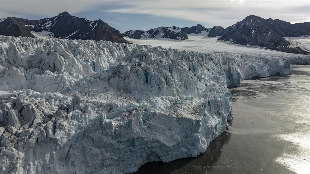 Kuzey Kutbu 1 yılda İstanbul'un üçte biri kadar eridi