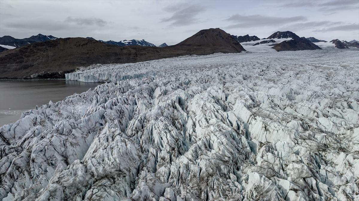 Kuzey Kutbu 1 yılda İstanbul'un üçte biri kadar eridi
