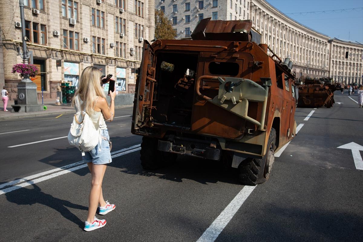 Rus teçhizatları Kiev'de sergileniyor