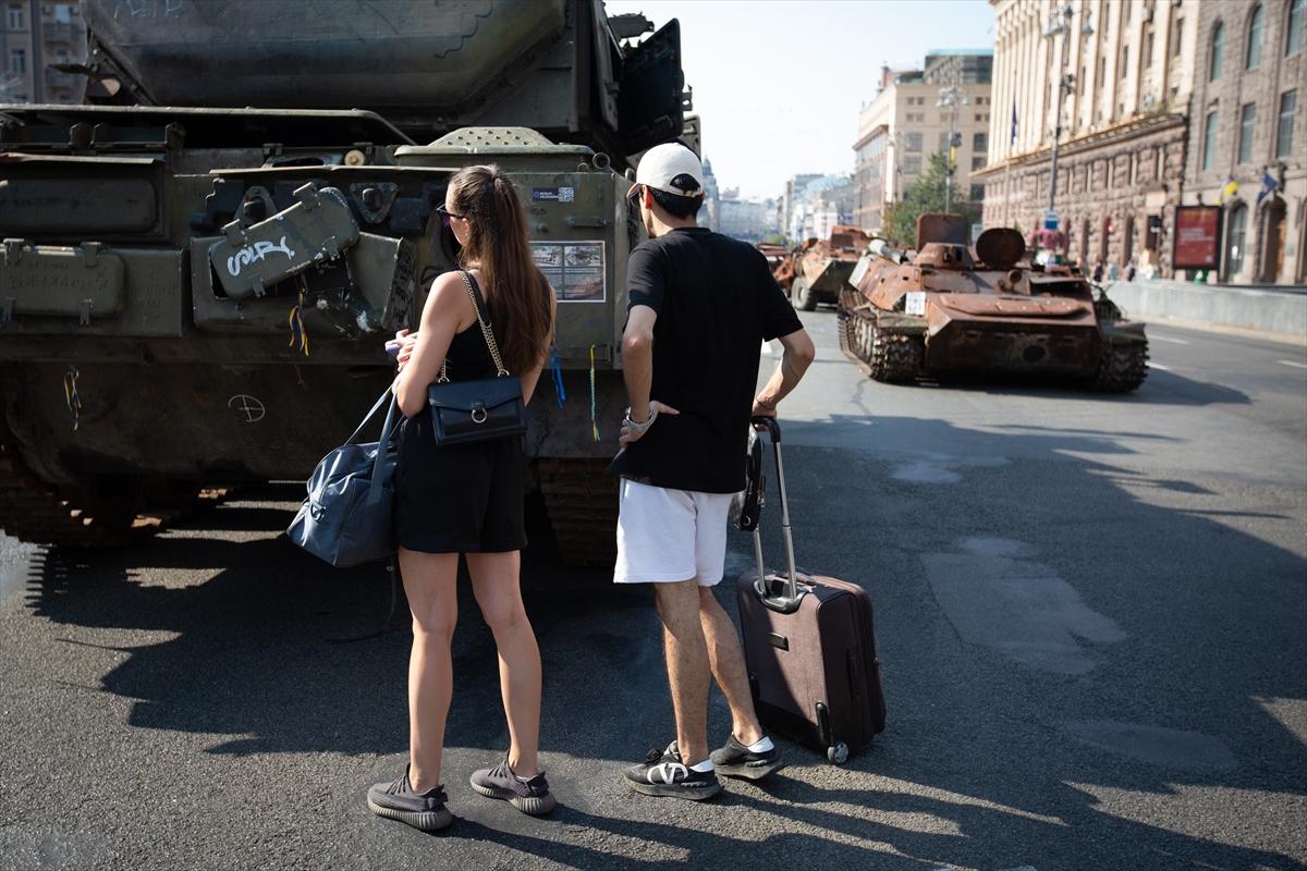 Rus teçhizatları Kiev'de sergileniyor