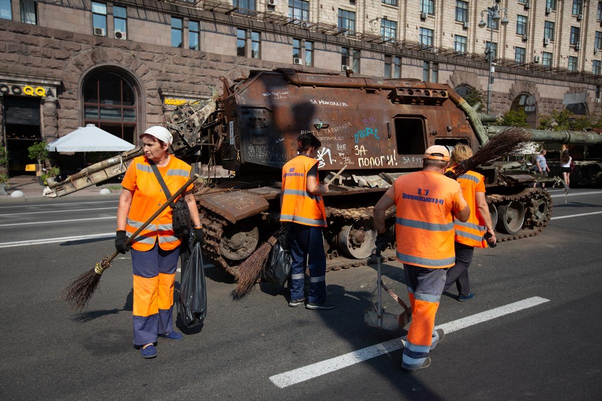 Rus teçhizatları Kiev'de sergileniyor
