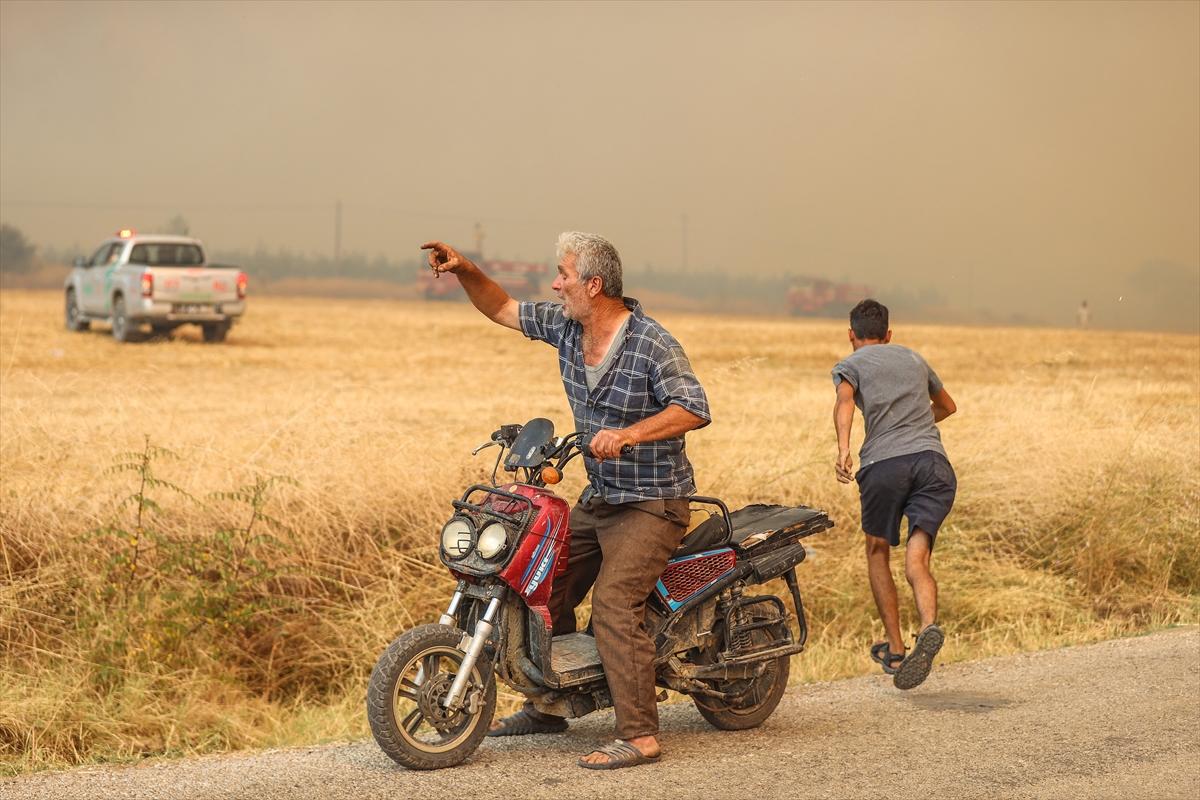 Çanakkale alevlere teslim oldu! Kare kare orman yangını...
