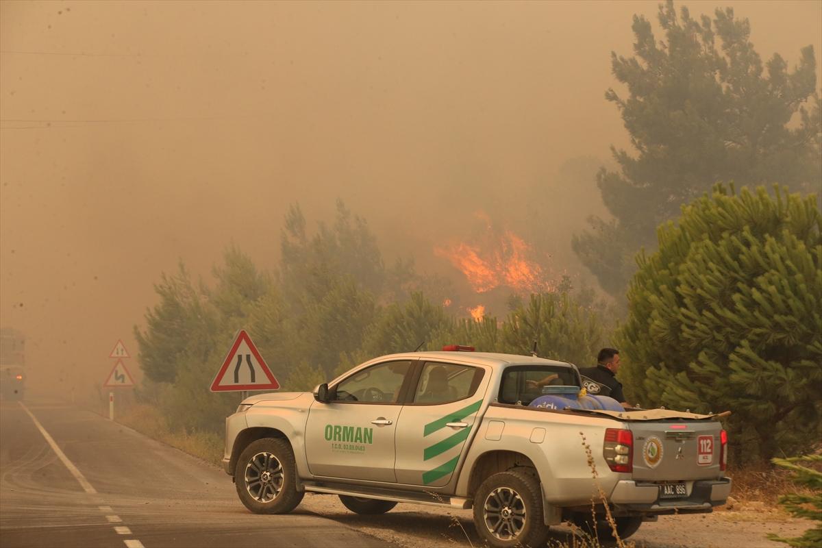 Kontrol altına alınan Çanakkale yangınından kareler