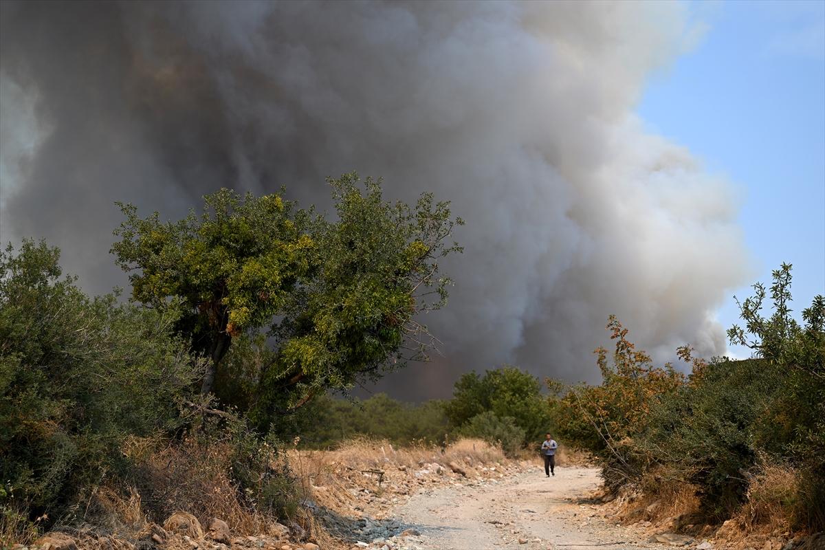 Kontrol altına alınan Çanakkale yangınından kareler