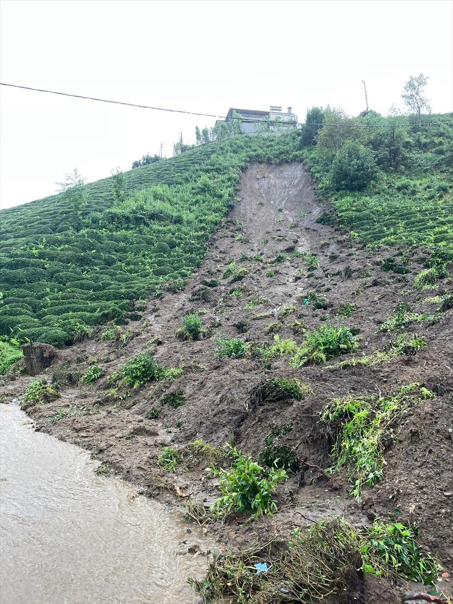 Rize'de şiddetli yağış sele neden oldu