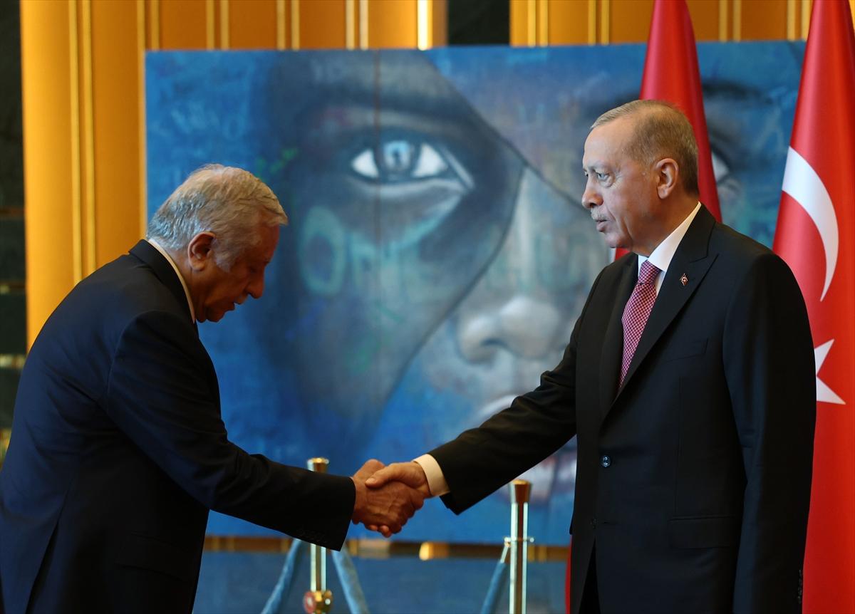 Cumhurbaşkanı Erdoğan Büyük Zafer'in 101'inci yılı tebriklerini aldı