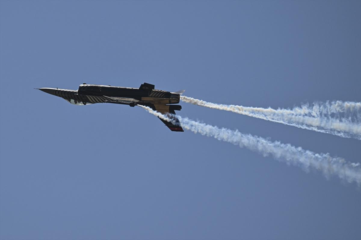 Türkiye'nin savunma sanayi ürünleri gökyüzünde