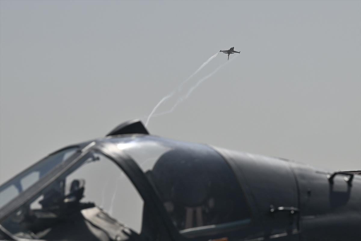 Başkent semaları savunma sanayii ile süslendi