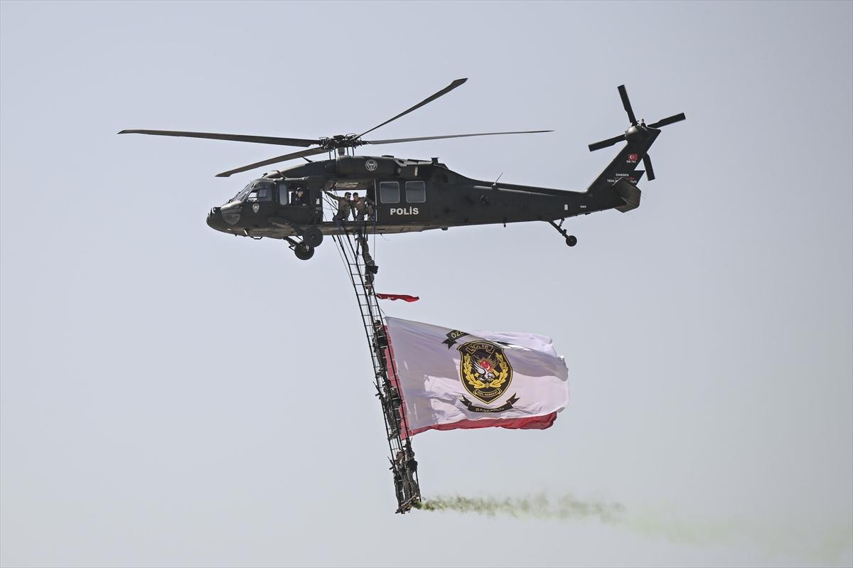 Başkent semaları savunma sanayii ile süslendi