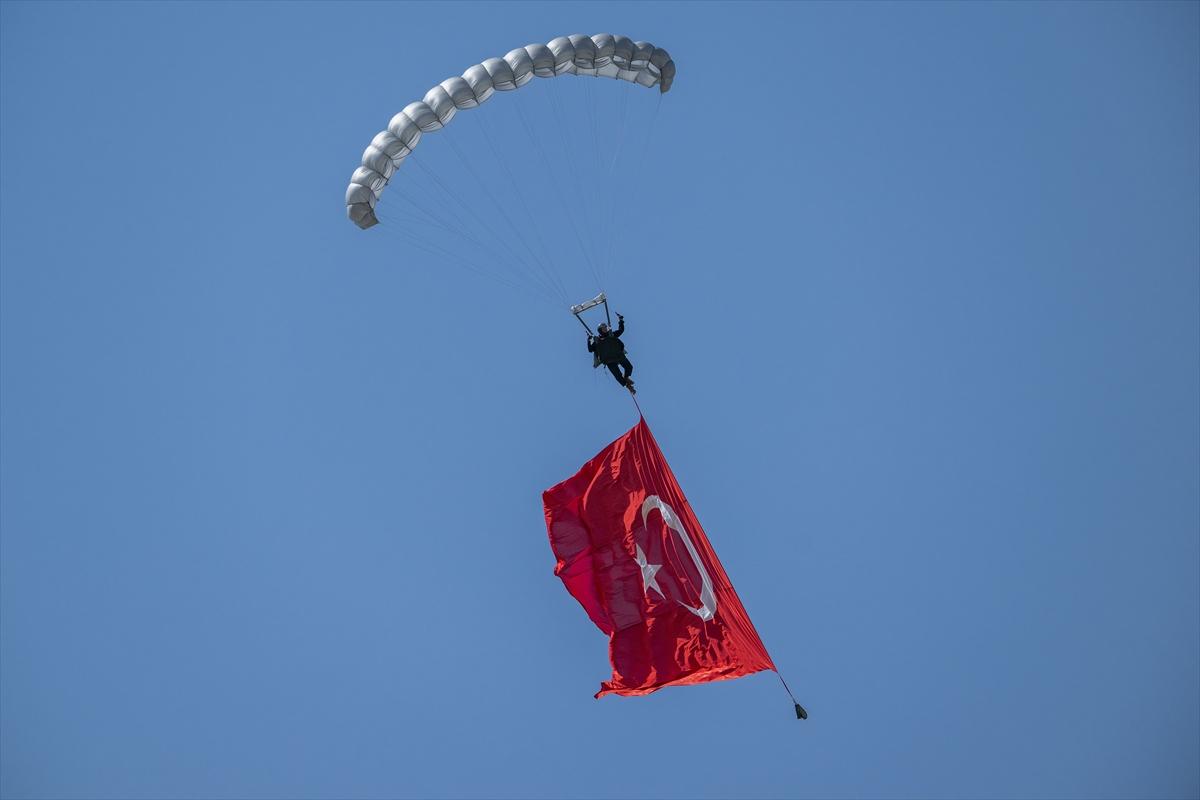 Başkent semaları savunma sanayii ile süslendi