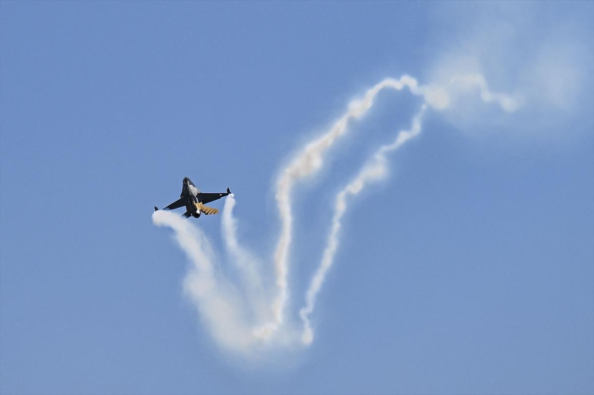 Başkent semaları savunma sanayii ile süslendi