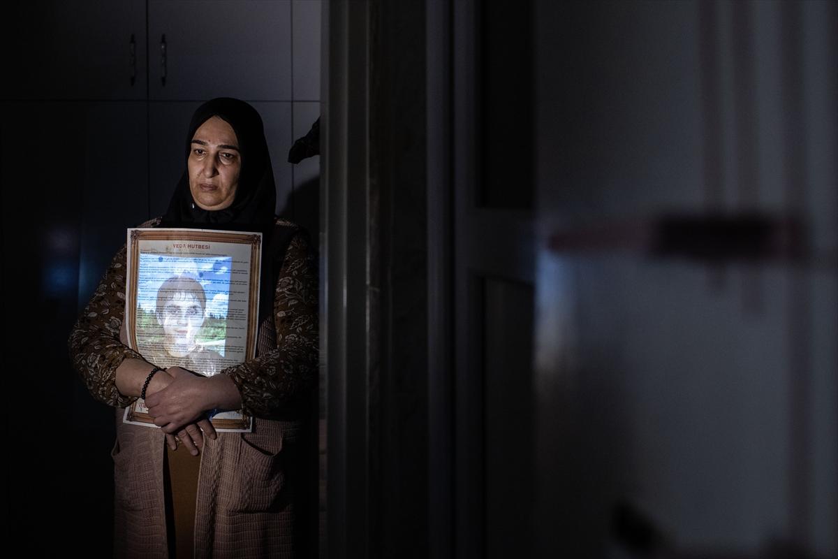 HDP il binası önünde 5 yıldır evlat nöbeti tutan aileler