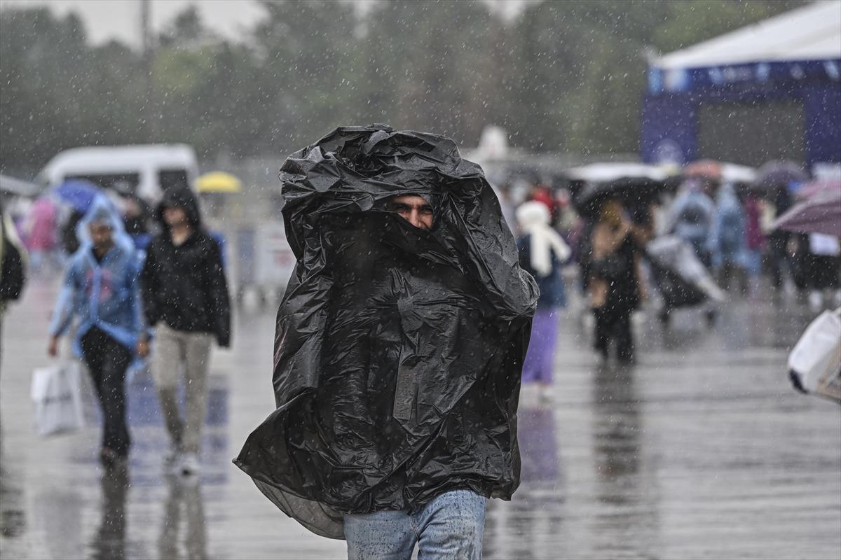TEKNOFEST'e ilgi yağmur dinlemedi
