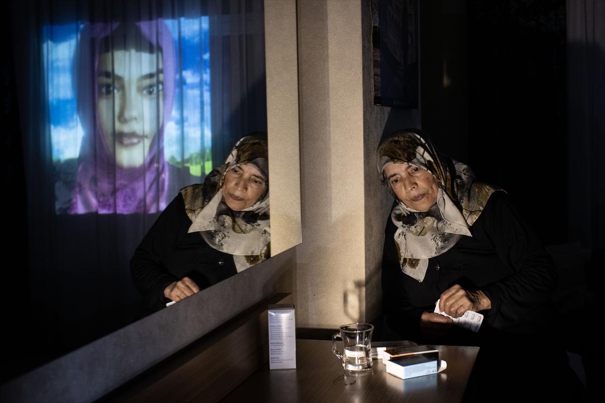 HDP il binası önünde 5 yıldır evlat nöbeti tutan aileler