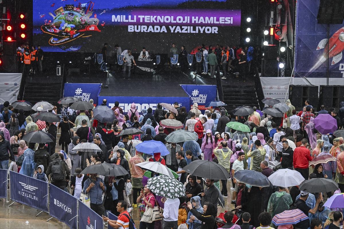 TEKNOFEST'e ilgi yağmur dinlemedi