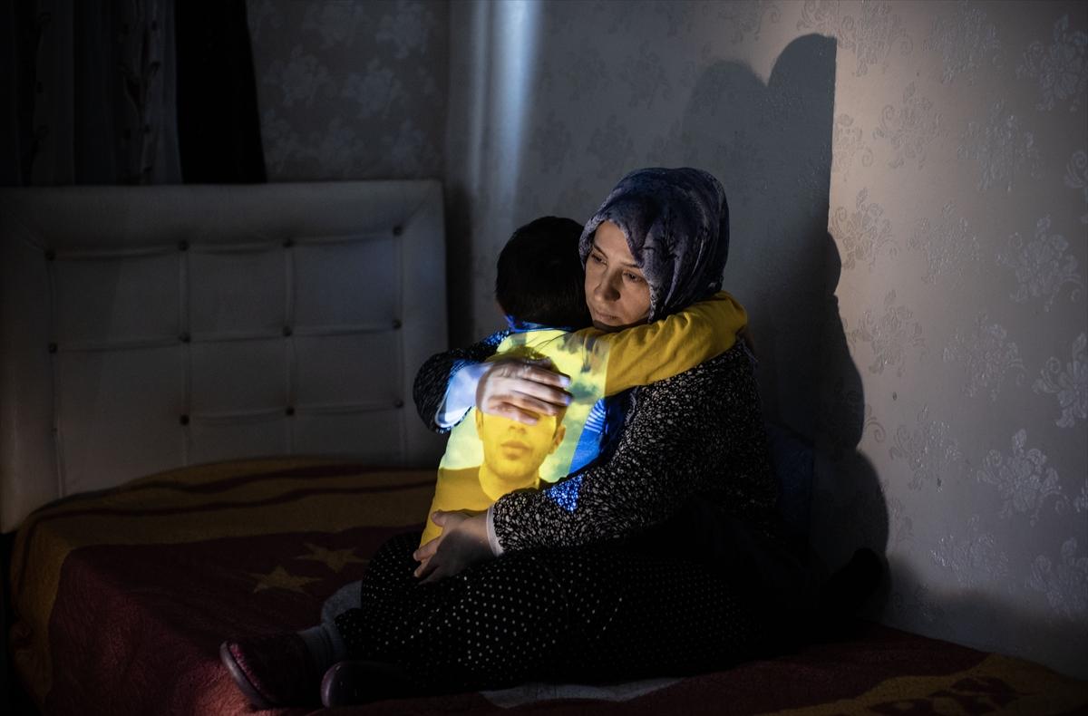 HDP il binası önünde 5 yıldır evlat nöbeti tutan aileler