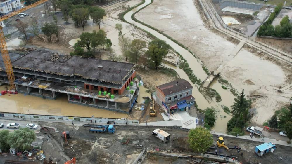 İstanbul'da sel felaketinde hasar oluştu