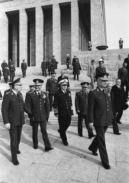 Kanlı darbe 12 Eylül'den tarihe ışık tutan fotoğraf kareleri