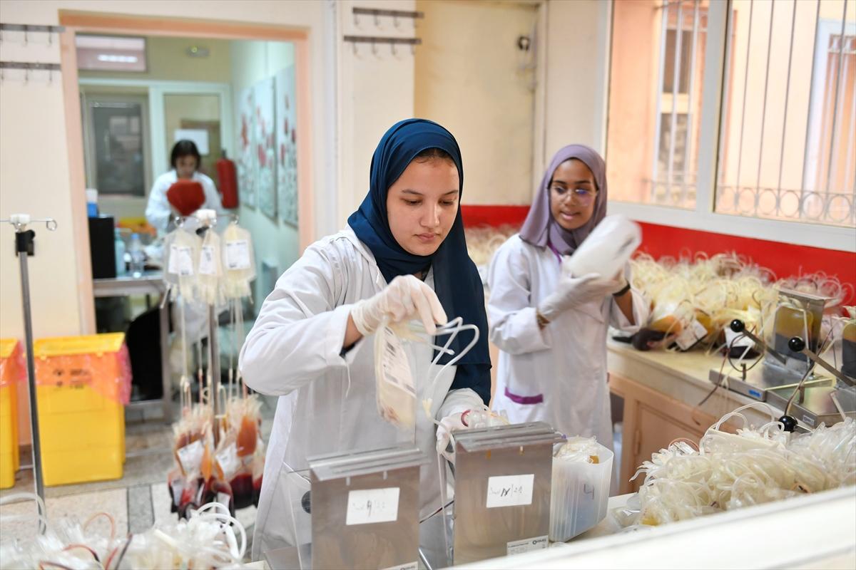 Deprem felaketi ile sarsılan Fas'tan yürek burkan kareler