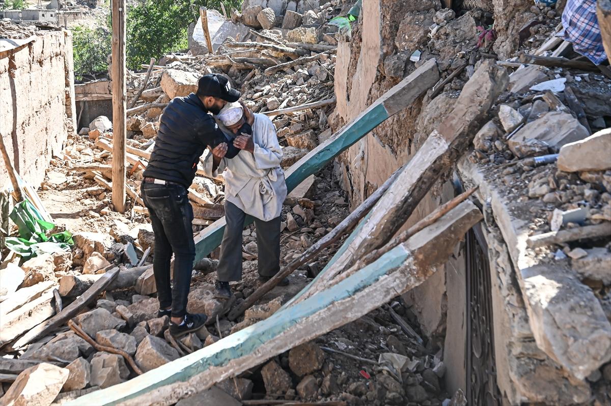 Deprem felaketi ile sarsılan Fas'tan yürek burkan kareler