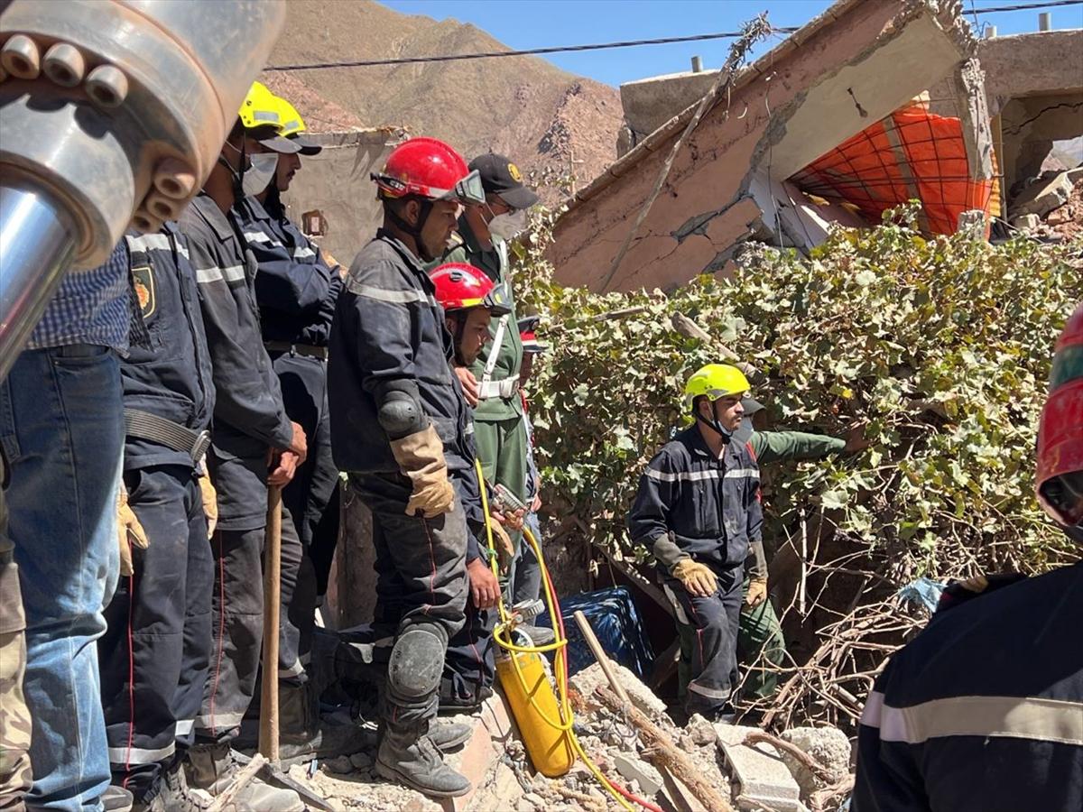 Deprem felaketi ile sarsılan Fas'tan yürek burkan kareler