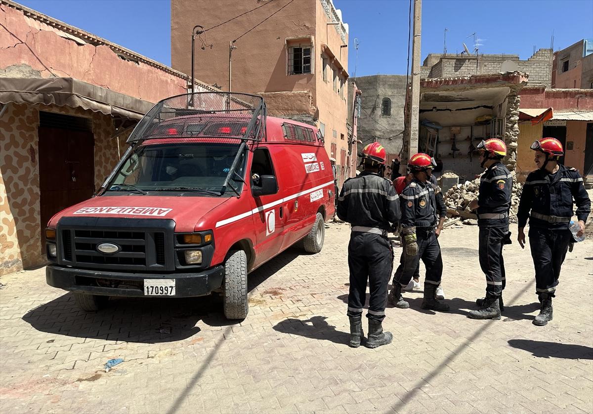 Deprem felaketi ile sarsılan Fas'tan yürek burkan kareler