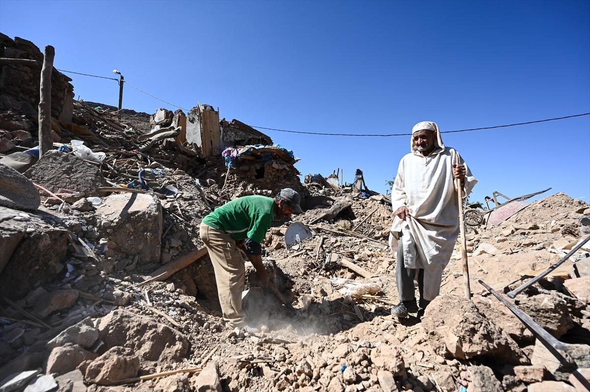 Deprem felaketi ile sarsılan Fas'tan yürek burkan kareler