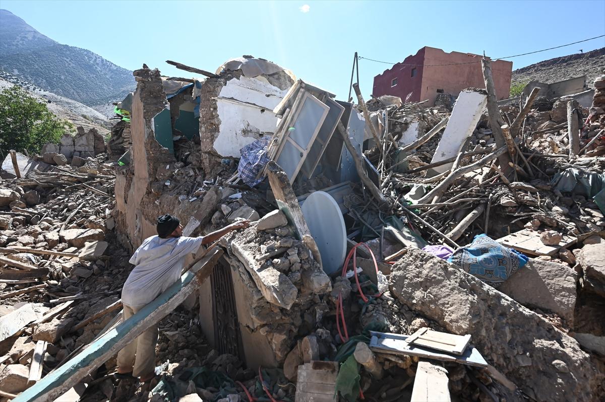 Deprem felaketi ile sarsılan Fas'tan yürek burkan kareler