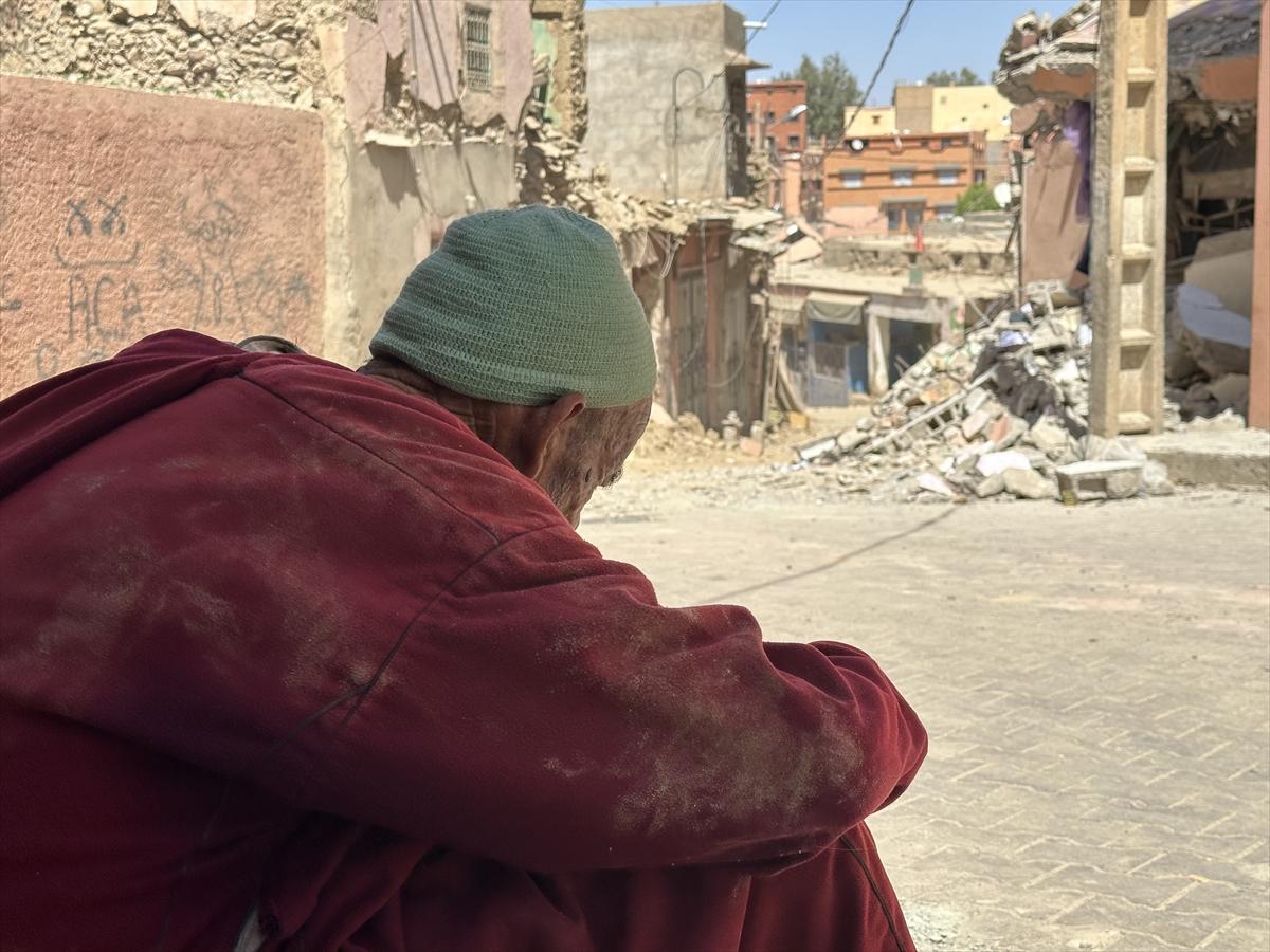 Deprem felaketi ile sarsılan Fas'tan yürek burkan kareler