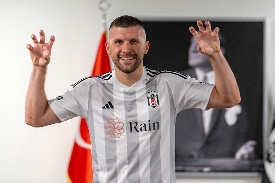 Beşiktaş, Fenerbahçe, Galatasaray ve Trabzonspor'un 2023-2024 transferleri