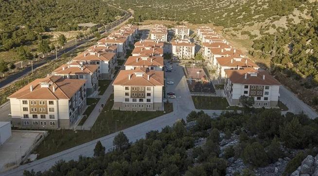 Dar gelirli vatandaşlara müjde! Konut alımında düşük faizli kredi geliyor...