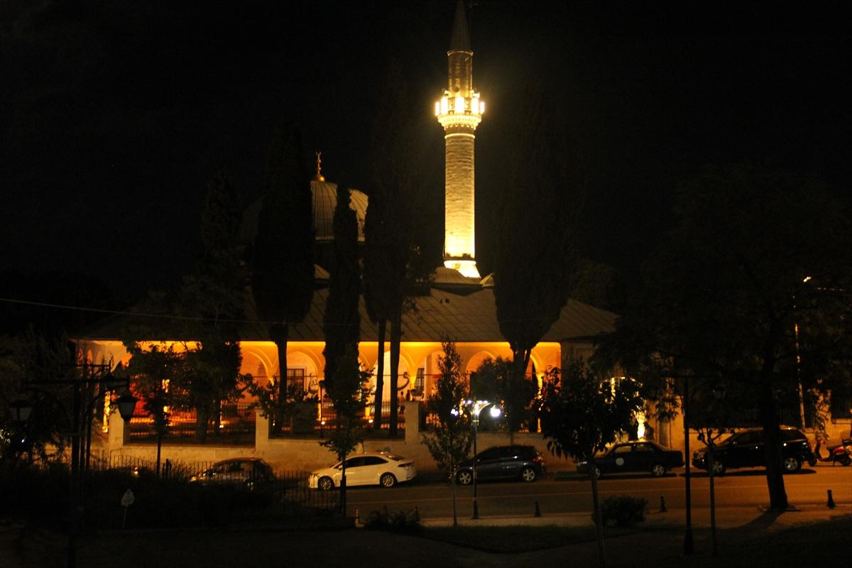 Mevlid Kandili yurt genelinde dualarla idrak edildi