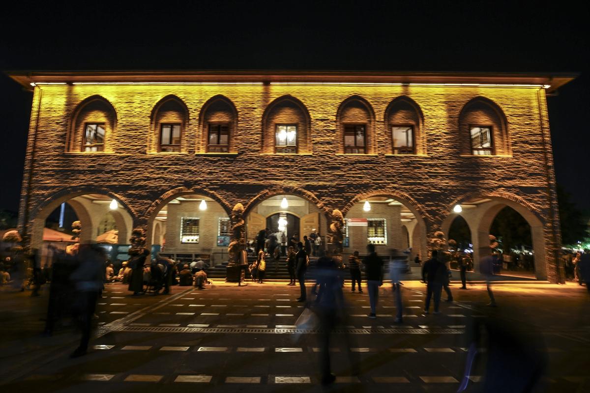 Mevlid Kandili yurt genelinde dualarla idrak edildi