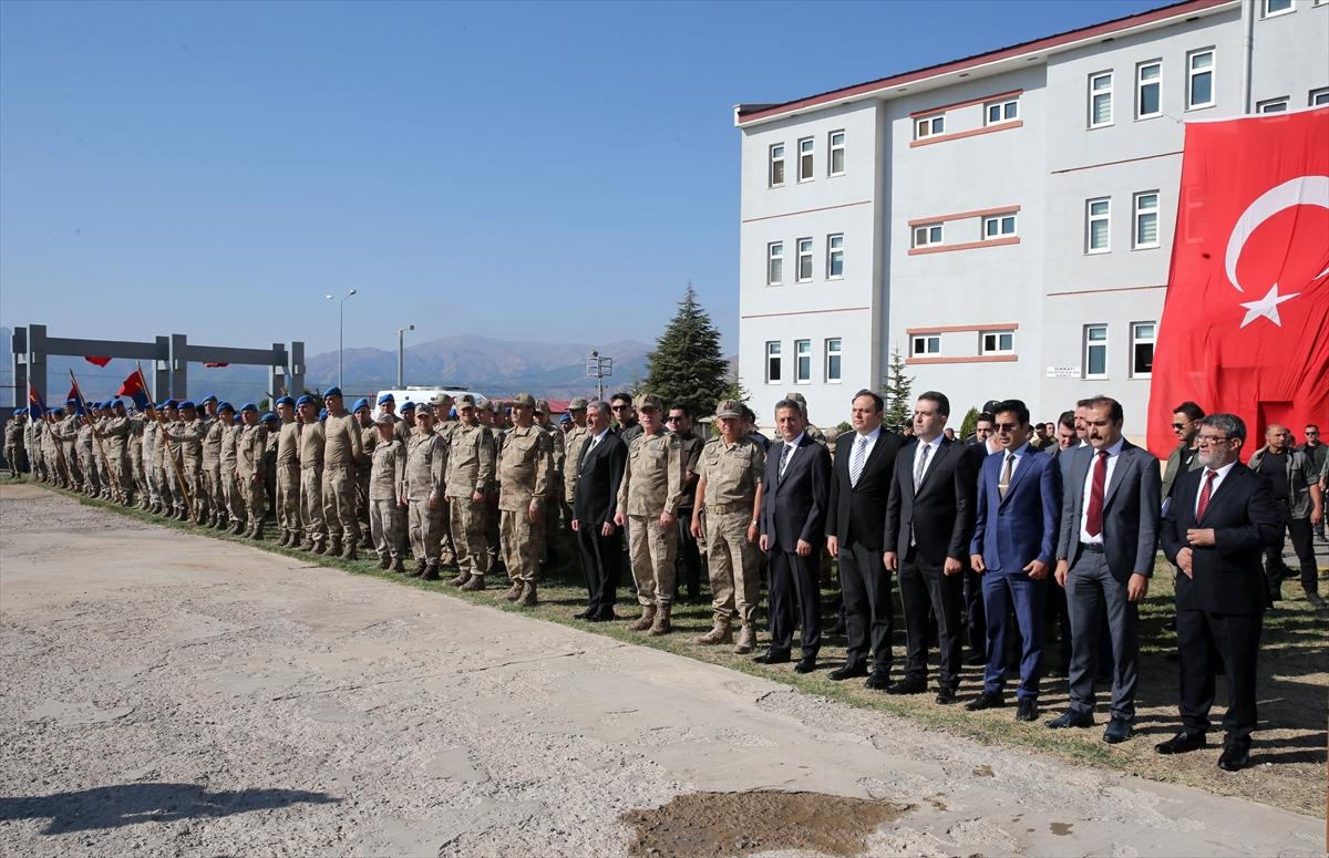 130 kahraman komando Zeytin Dalı Harekat Bölgesi'ne uğurlandı