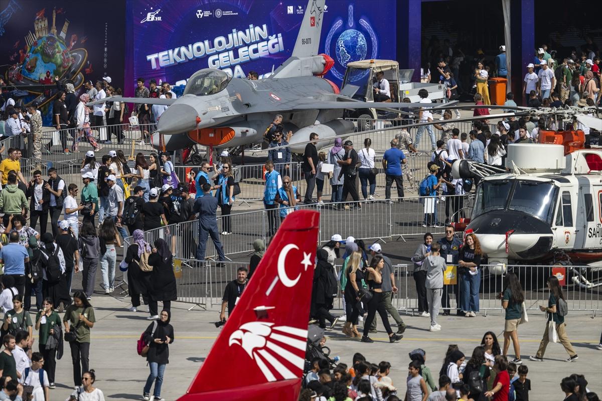 İzmir'de yılın son TEKNOFEST'i başladı