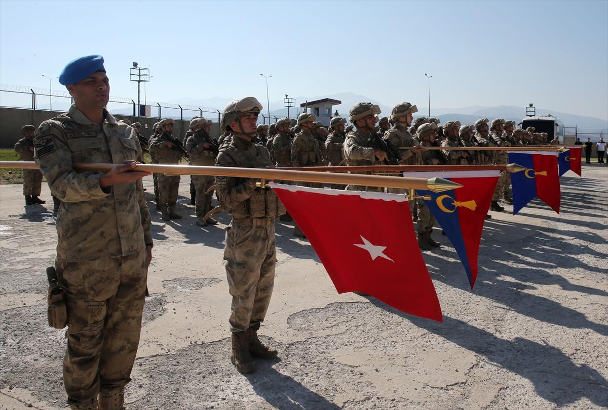 130 kahraman komando Zeytin Dalı Harekat Bölgesi'ne uğurlandı