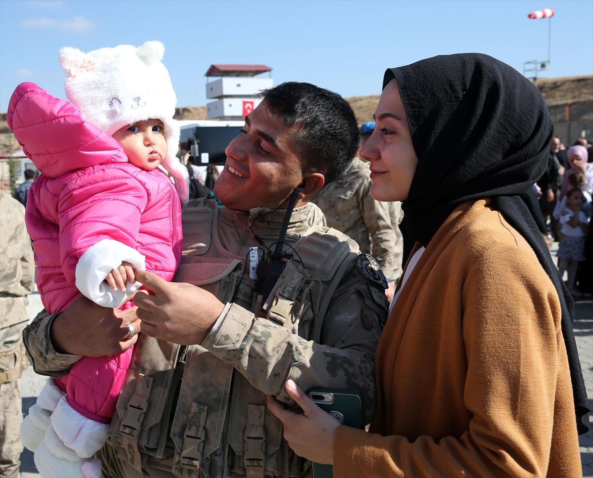 130 kahraman komando Zeytin Dalı Harekat Bölgesi'ne uğurlandı