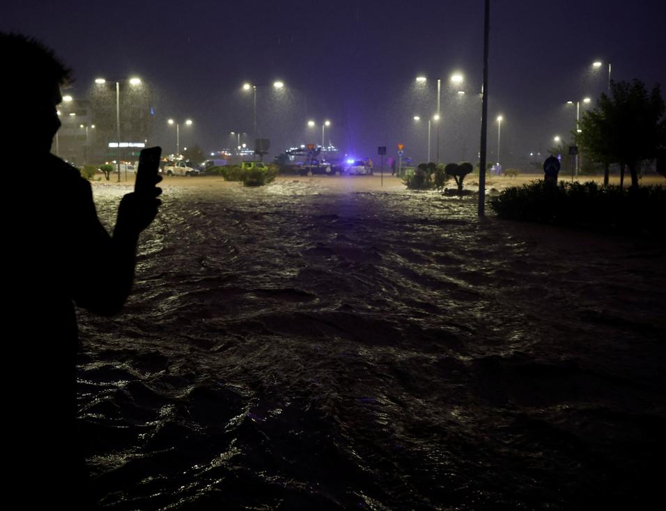 Yunanistan'da Elias Fırtınası etkili oldu